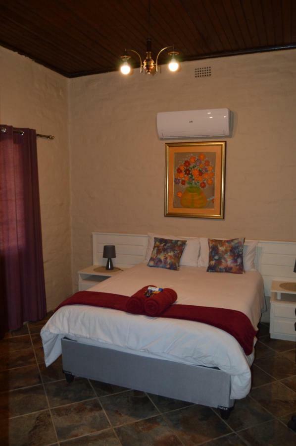 Esmarline Lodge Brits Buitenkant foto