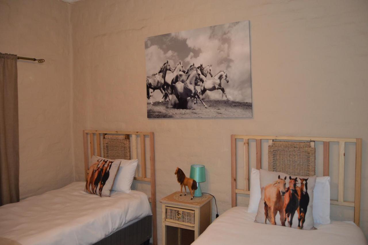 Esmarline Lodge Brits Buitenkant foto